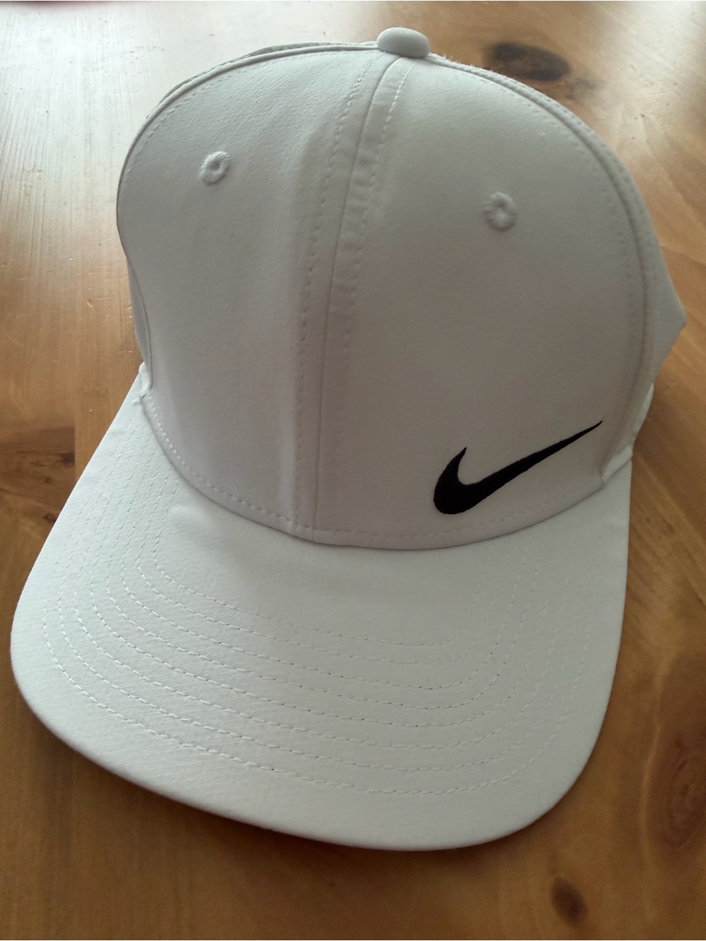 Nike Classic99 Dri-FIT Performance Cap - White